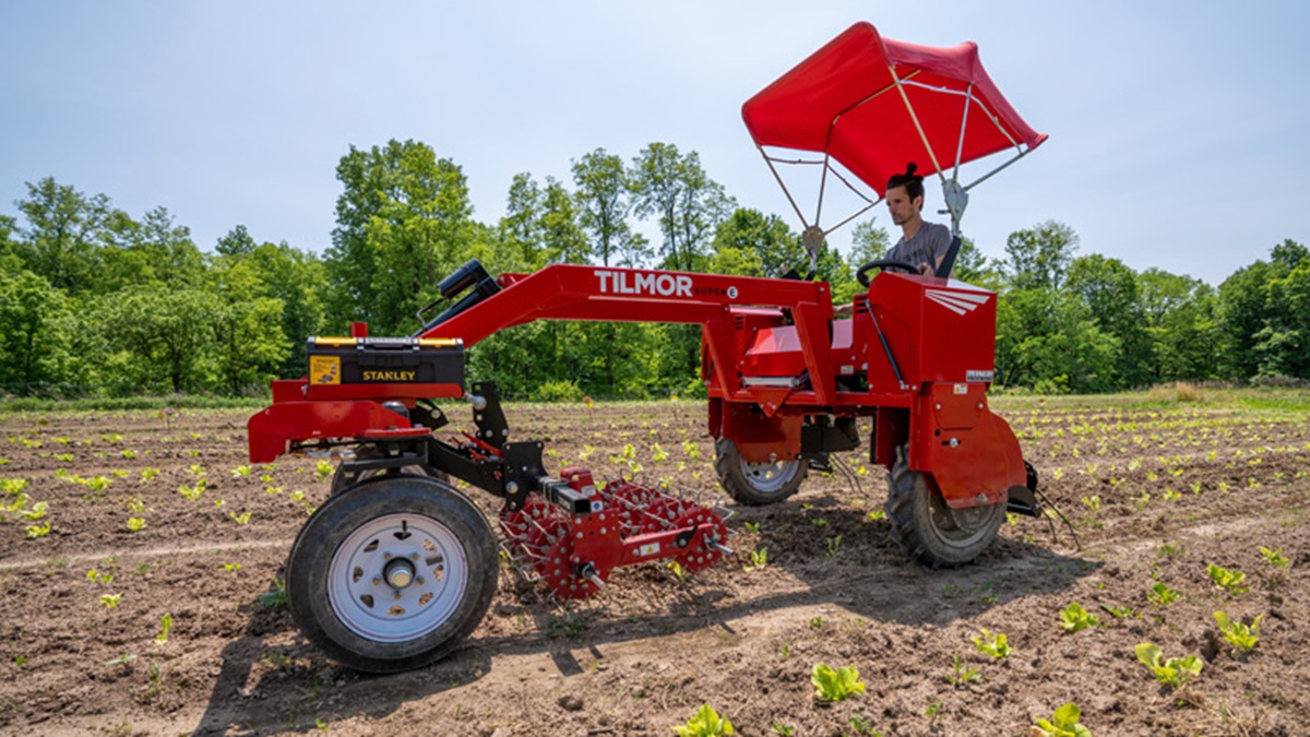 Tractor eléctrico para pequeñas explotaciones hortícolas.jpg